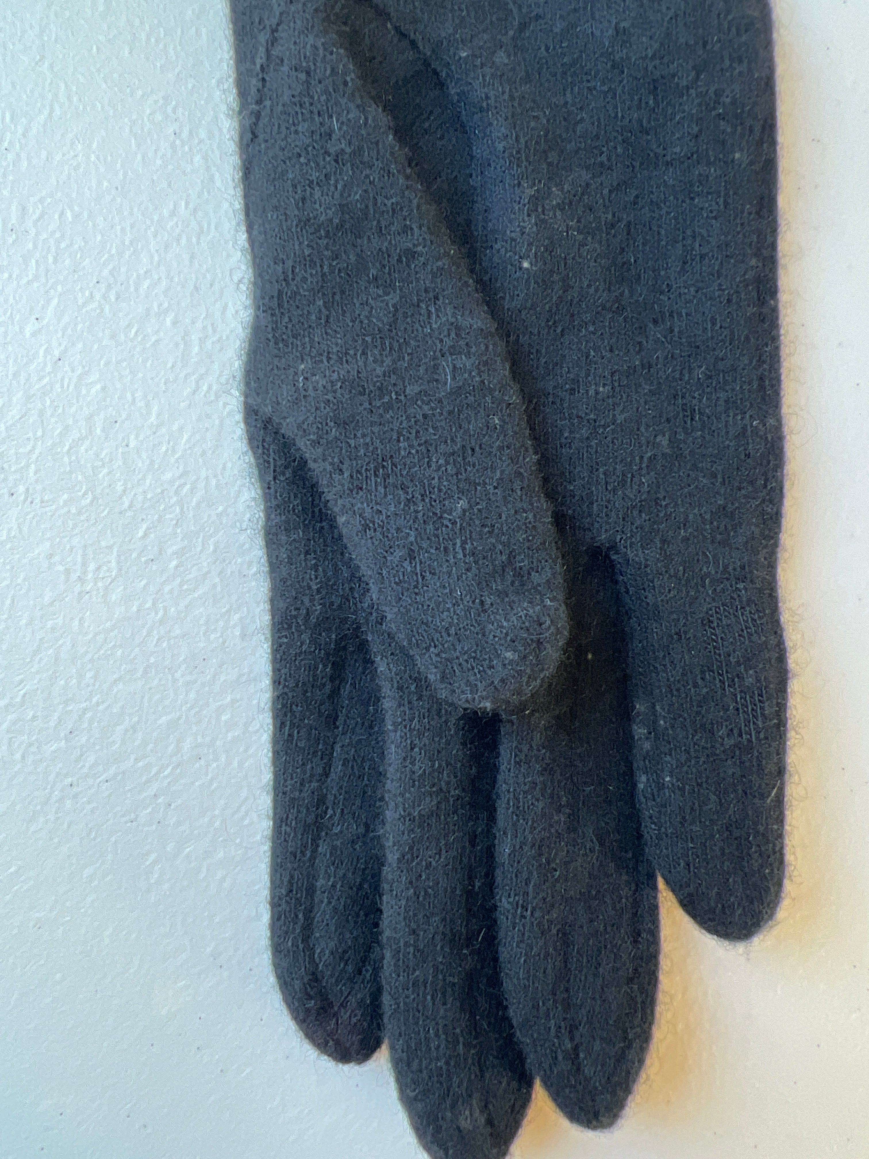 DIOR - Paire de gants en cachemire