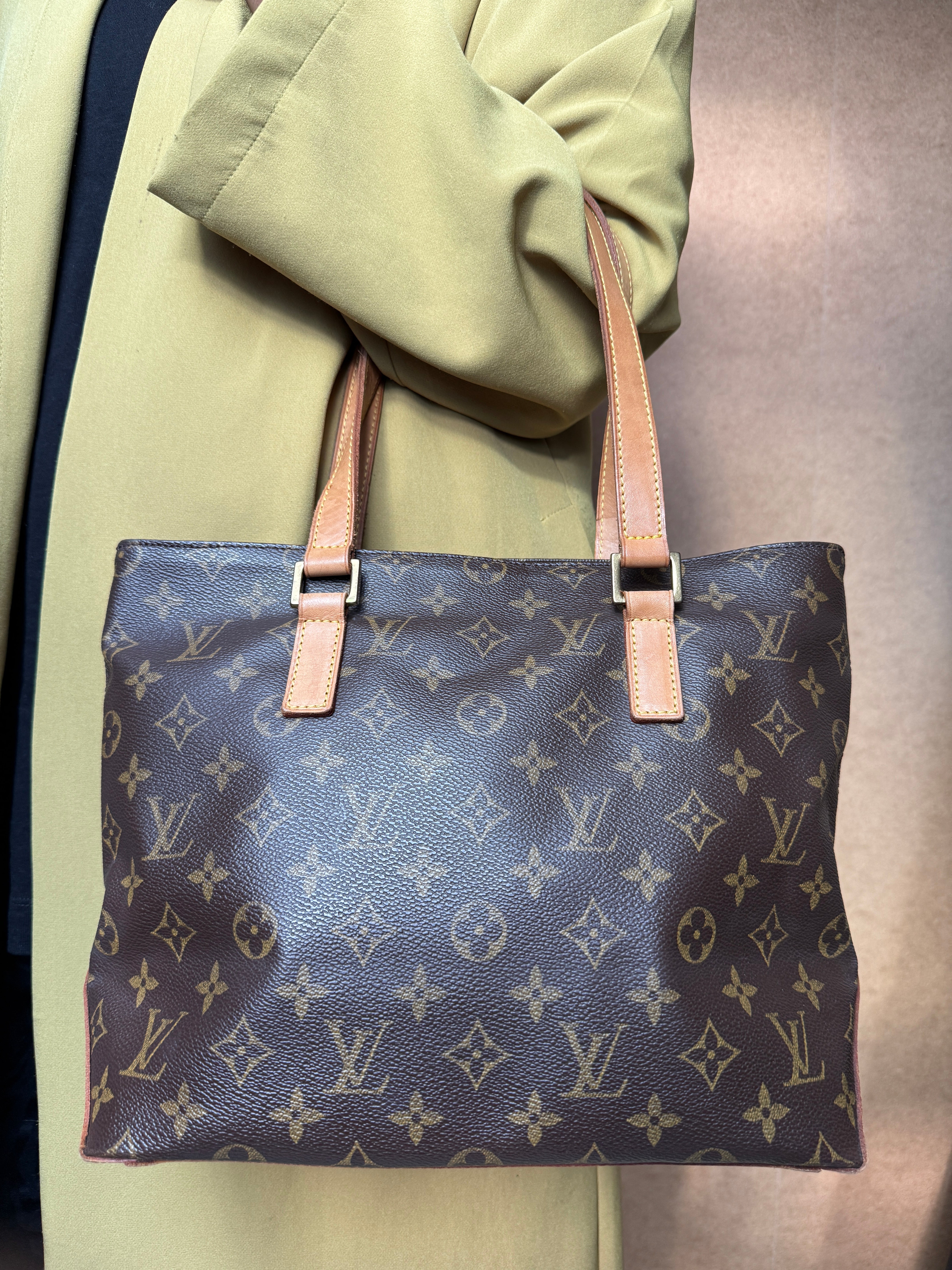 Cabas Piano vintage - LOUIS VUITTON en toile Monogram et cuir vachetta naturel.