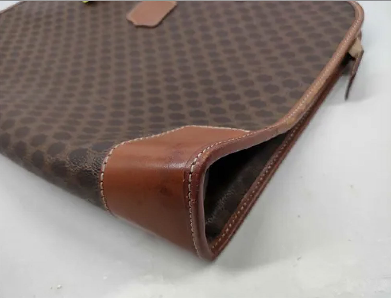 Sacoche porte-documents macadam vintage Céline, design en toile enduite avec finitions cuir.