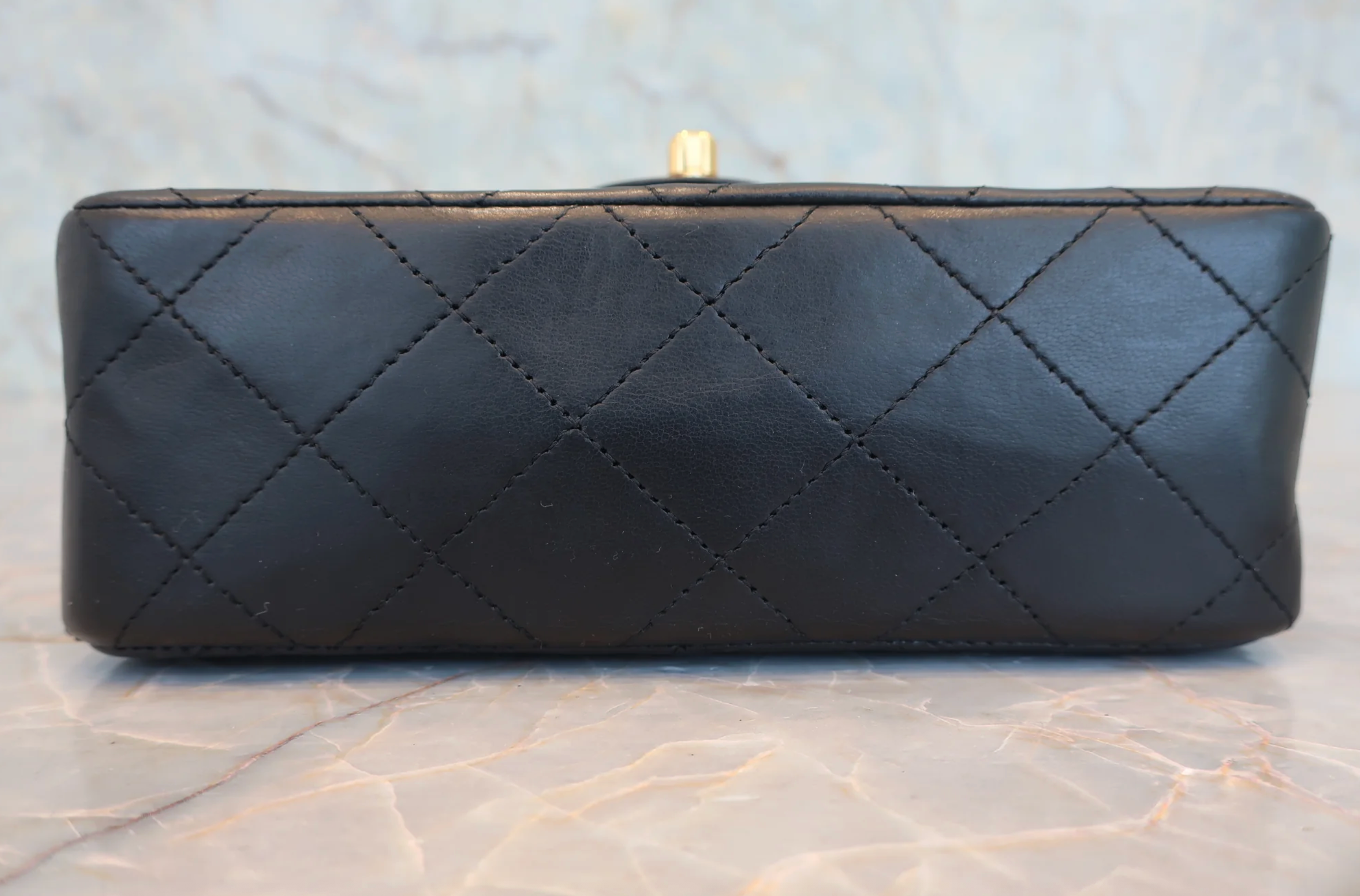 Chanel - Timeless Classic mini square