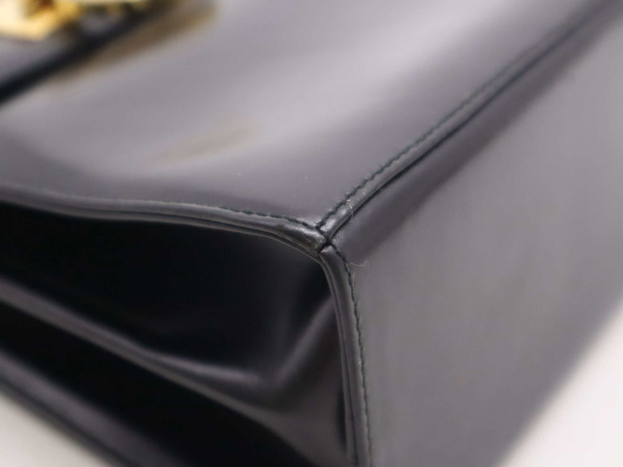Salvatore Ferragamo - Sac Vintage Gancini noir