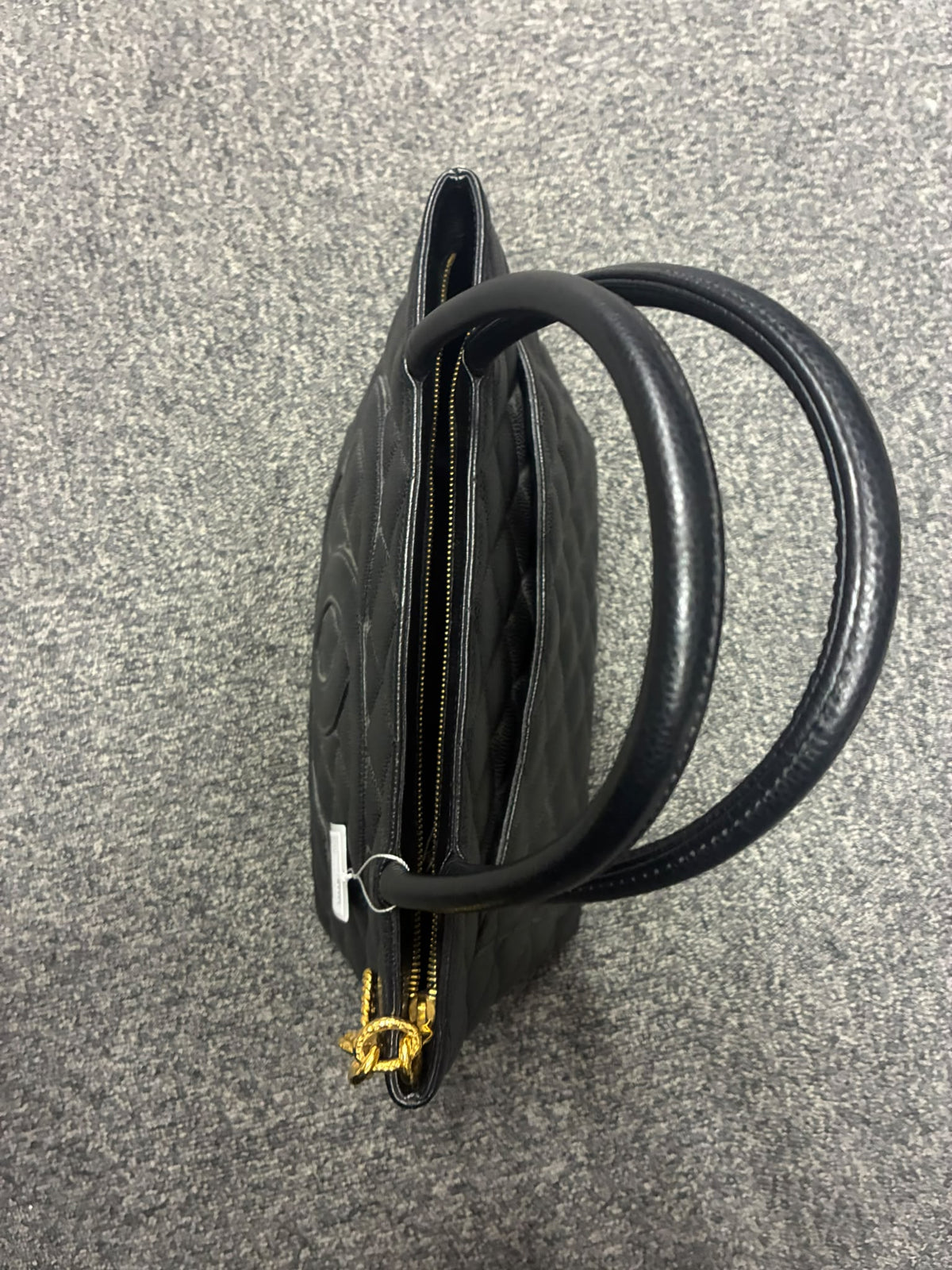 Chanel - Tote Médaillon - Noir