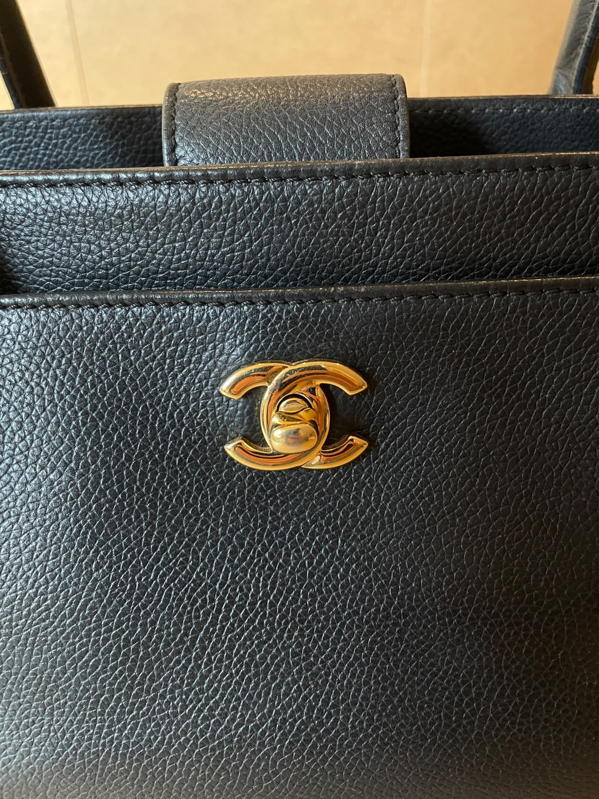 Chanel - Petit cabas cuir grainé Cerf Executive