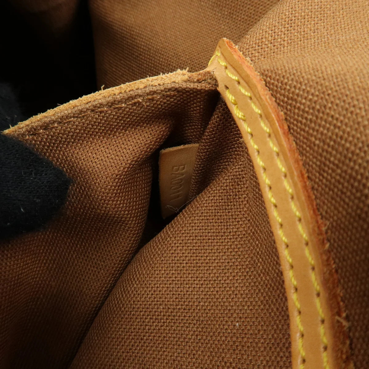 Louis Vuitton - Alma PM Monogram BA0011
