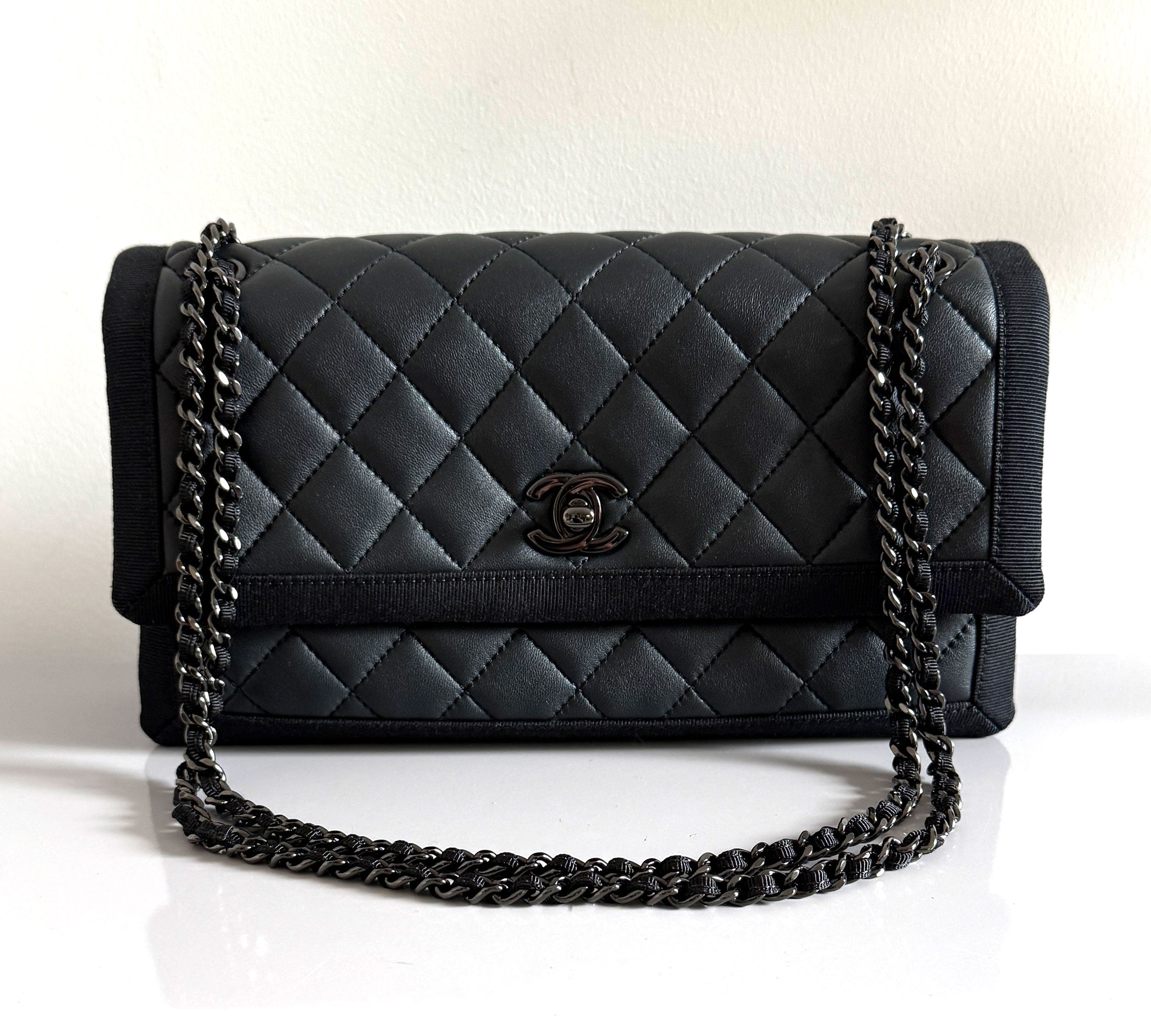 Chanel Sac Matelassé full Black + facture