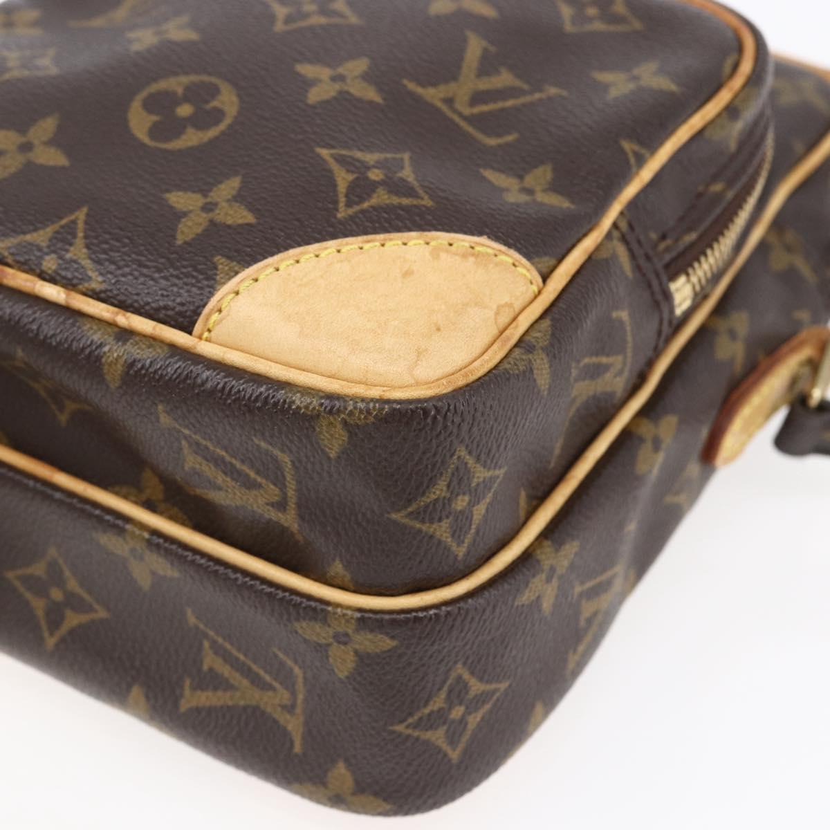 Louis Vuitton - Pochette Amazone