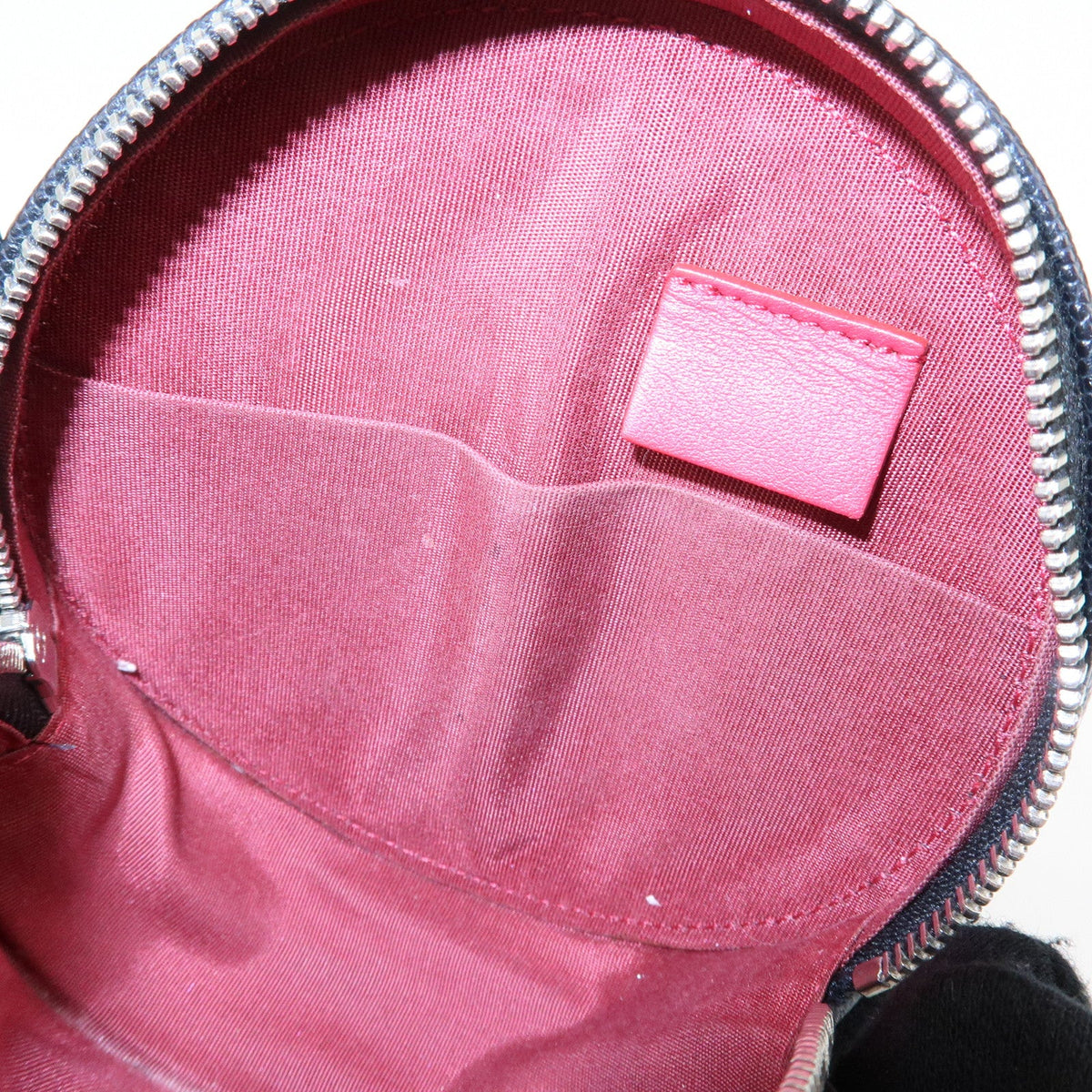 Chanel - Mini sac rond Filigree Cuir Caviar