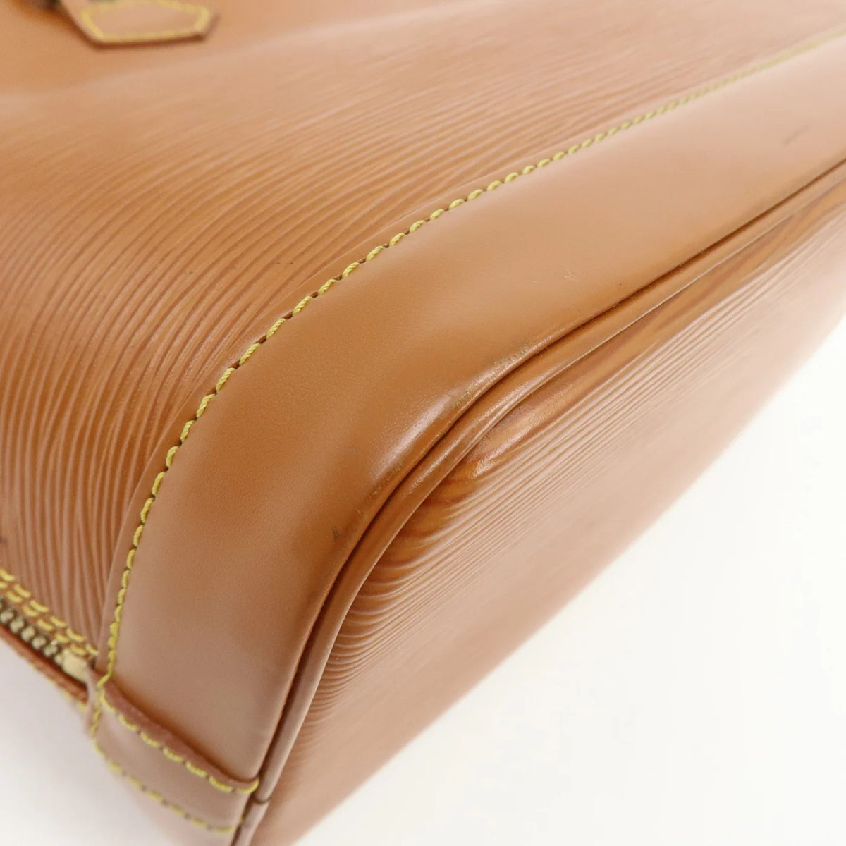 Louis Vuitton - Alma PM Cuir épi Gold