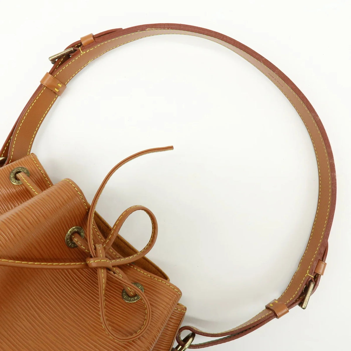 Louis Vuitton - Petit Noé Cuir épi Gold